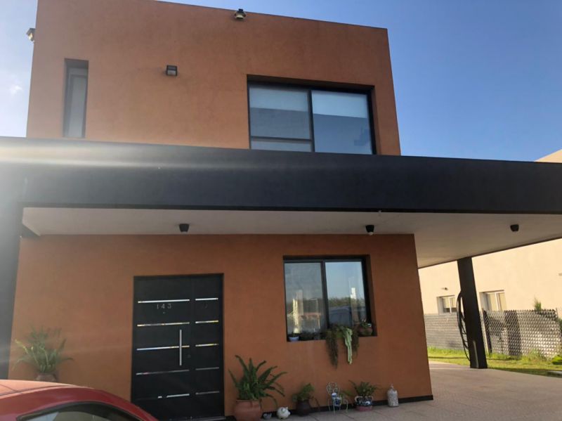 susanamerlepropiedades - Casa en venta Barrio Cerrado Los Troncos